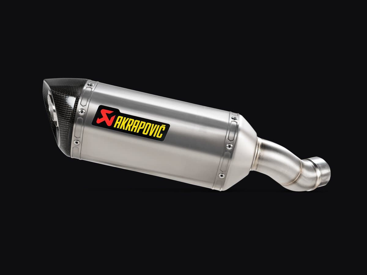 Akrapovič Slip-On Line (Titanium) — Kawasaki Z900 (2020-2024)